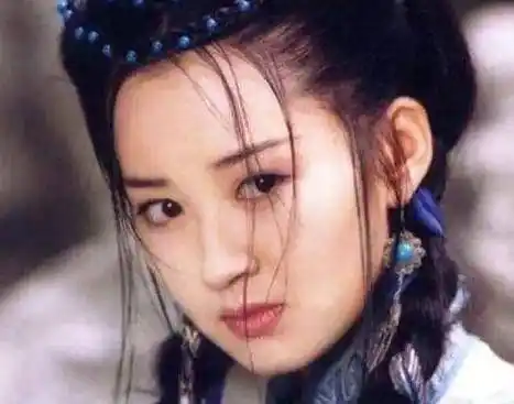 许晴曾与他相恋2年,爱上了一个比她小八岁的模特_电影_明星_名气