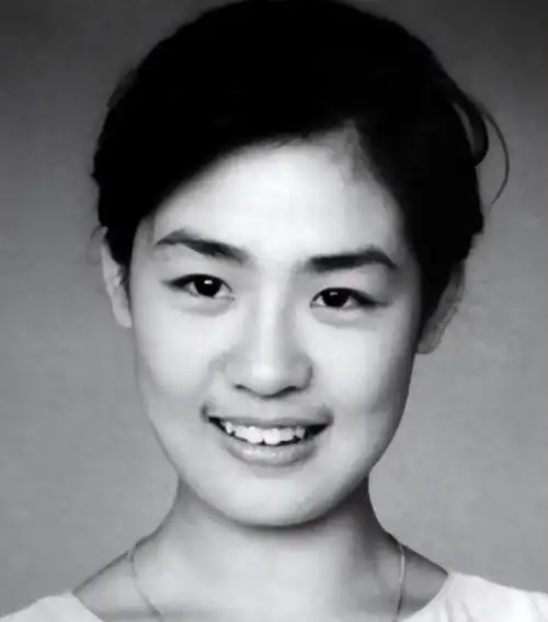 丛珊老公萧峰资料介绍(演员丛珊个人资料及照片)(图3)