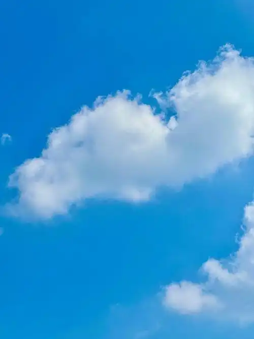 吹爆今天的爆米花云朵与天空7815