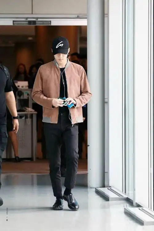 吴世勋 160929 仁川机场