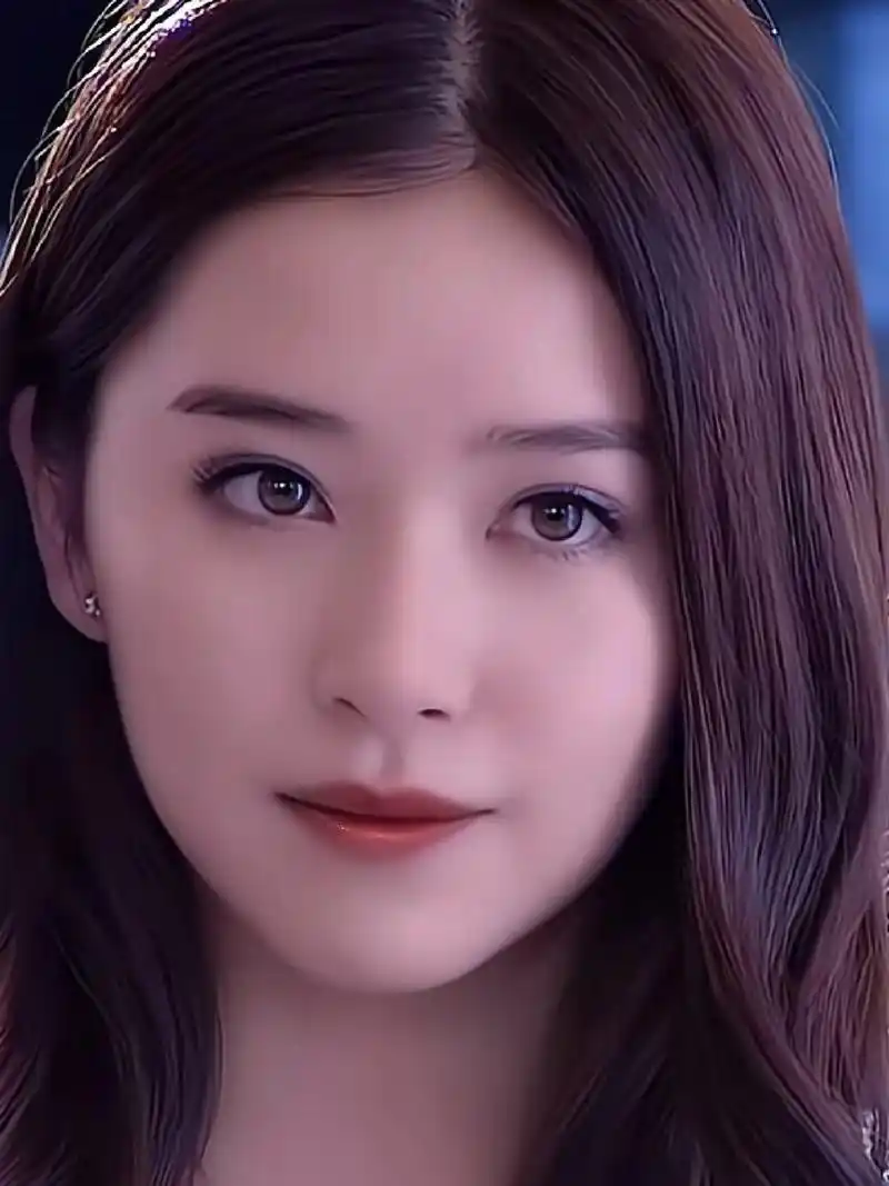 叶琳扮演者阚清子,眼睛真的太漂亮了,以前对她又爱又恨.