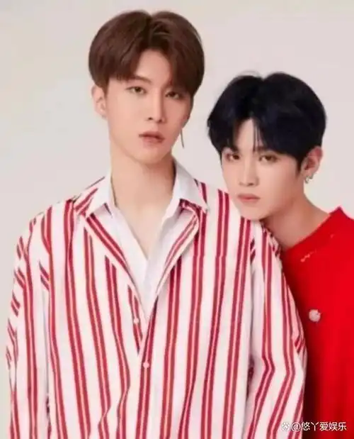 此前一直在人前秀兄弟情深的黄明昊,范丞丞现在已经渐行渐远,在公众