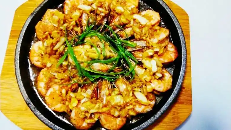 冬日暖心菜-铁板蒜泥虾 - 冬日暖心菜-铁板蒜泥虾做法,功效,食材