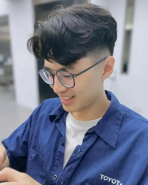 20岁左右的男生,建议剪这3款发型,又奶又帅气!