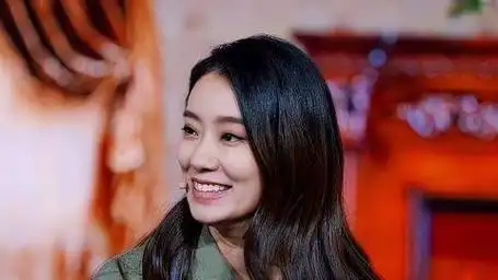 张小斐与黄晓明官宣喜讯,两人首次搭档饰演新戏,官宣成为乌龙