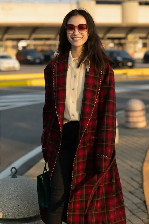 2019米兰时装周二月街拍:倪妮(喵总很潮范o.o)