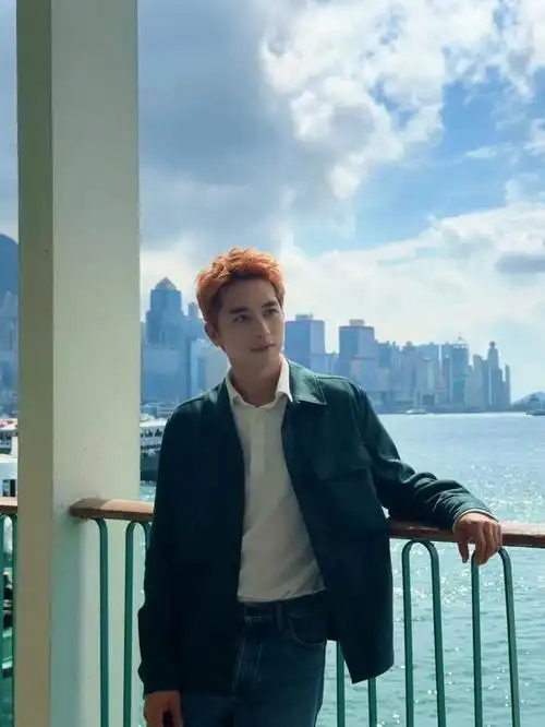 许魏洲发布moreandmore现场合集