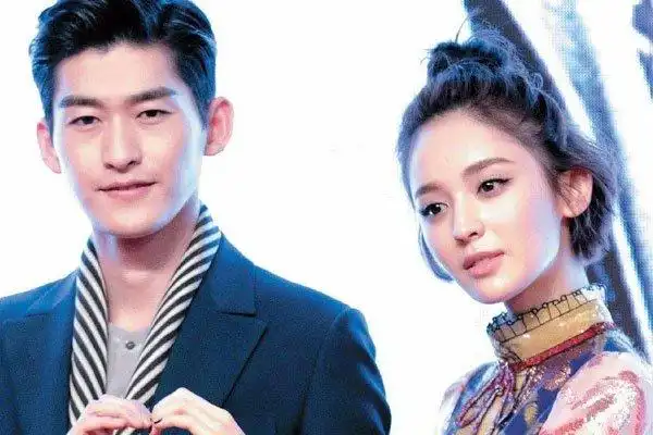 张翰领证结婚女朋友是谁 女人不能依靠的对象