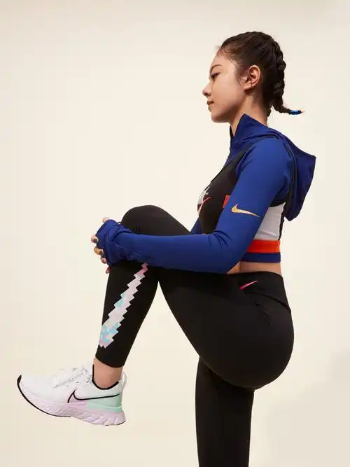 赵今麦活力运动风写真图片