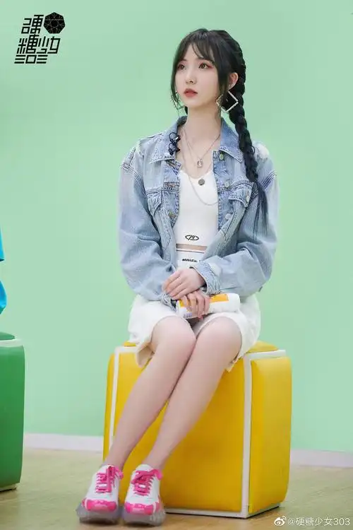 硬糖少女303门面vocal郑乃馨06场限定造型全记录