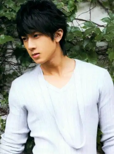 新年刚至,新民网记者就接到曝料称,台湾帅气小生吴尊可能加盟该剧,或