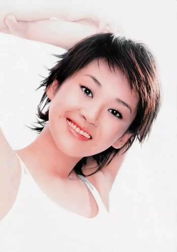 许晴年轻时的罕见靓照这才叫水灵一半以上你都没见过