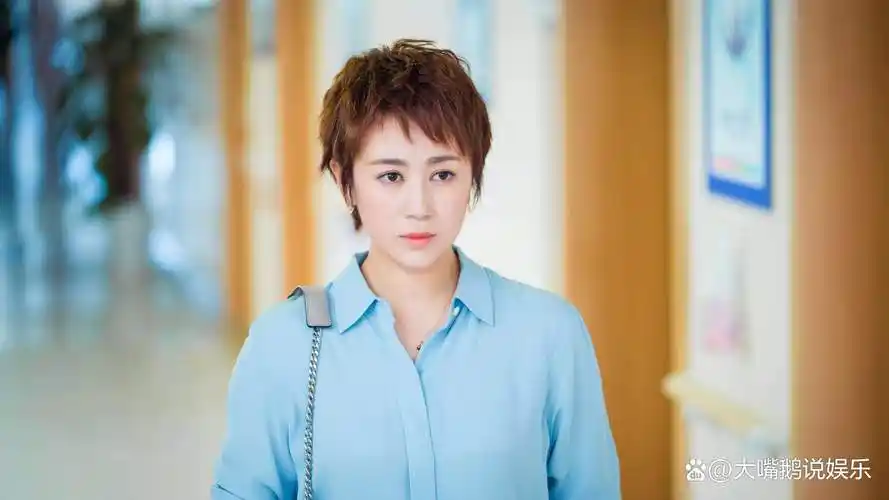 马丽我这辈子正确的决定就是在38岁为小丈夫生子