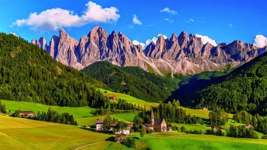 南蒂罗尔绝美风景高清桌面壁纸