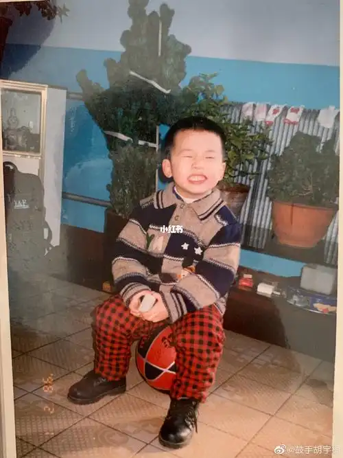 他们小时候都好可爱啊