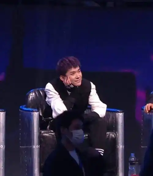 《街舞3》杨凯夺冠王一博欢呼雀跃 张艺兴获生日礼感动落泪_刘雨昕_易