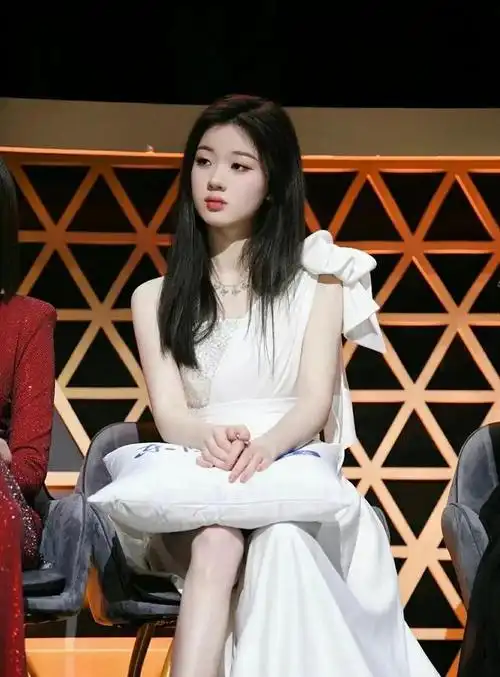 好声音美女-单依纯_网易订阅