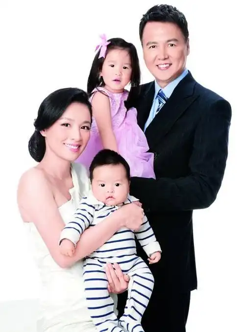 40位明星携90个萌娃可爱来袭,为何只有张艺谋被罚748万丨毒药赏色