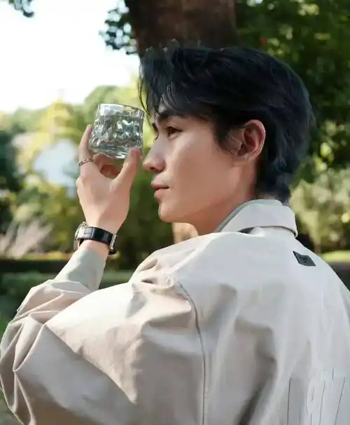 24娱乐瓜:吴亦凡王一博成毅杨洋朱一龙金晨刘诗诗王鹤棣白鹿_活动