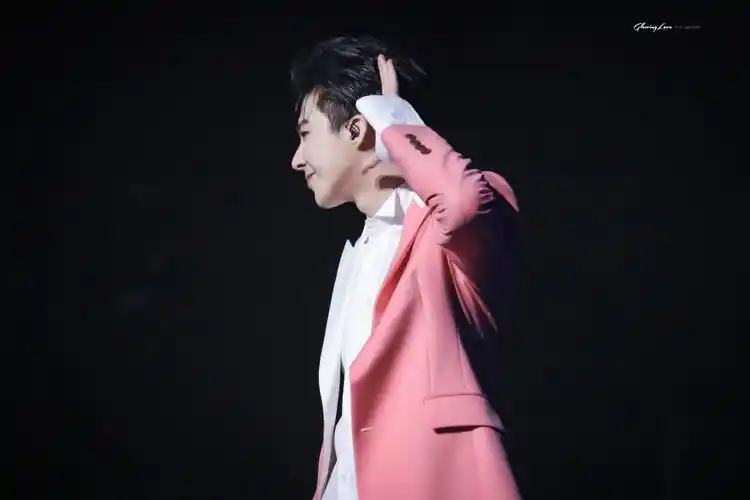 摩登兄弟,刘宇宁,卫乘风 - 堆糖,美图壁纸兴趣社区