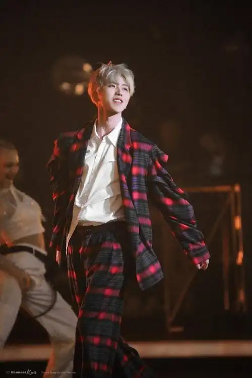 眯咪的舞台#蔡徐坤ins#|#蔡徐坤