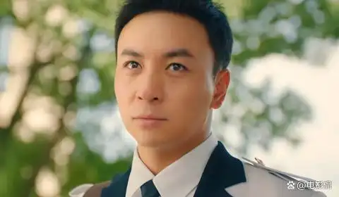 释小龙导演首秀《逃学神探》:致敬香港电影,竟也耍得有模有样!