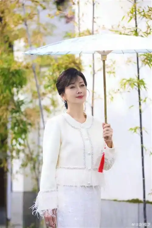 "白娘子好忙",71岁赵雅芝将在9家卫视春晚亮相