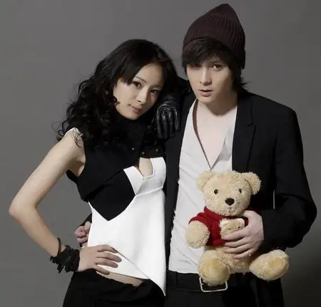 君君携手杨幂回归琉璃月神秘男歌手终现身