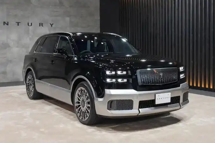 丰田世纪suv上"目录"了 预计150万元起 好奇谁会买它