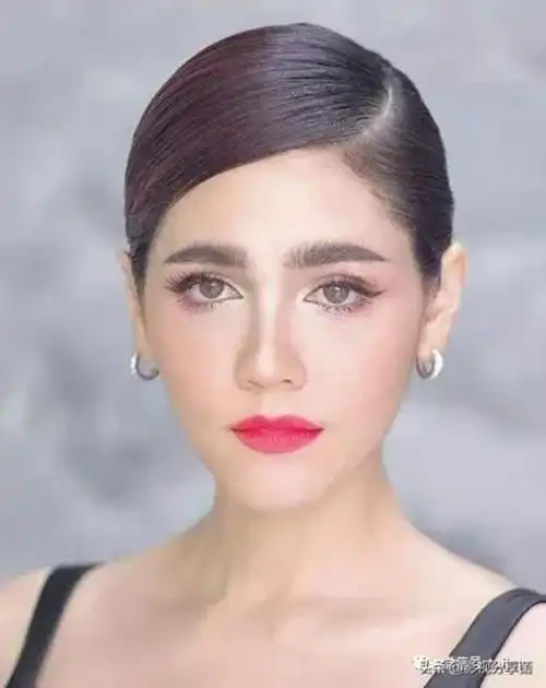 泰国混血女明星8位泰英混血的泰国女演员