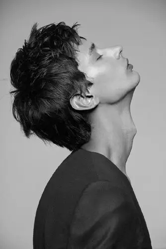 男生侧脸素描参照素材,素描男性侧颜摄影临摹素材 - 高光网