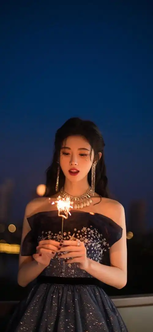 鞠婧祎星钻蓝裙性感高清手机壁纸