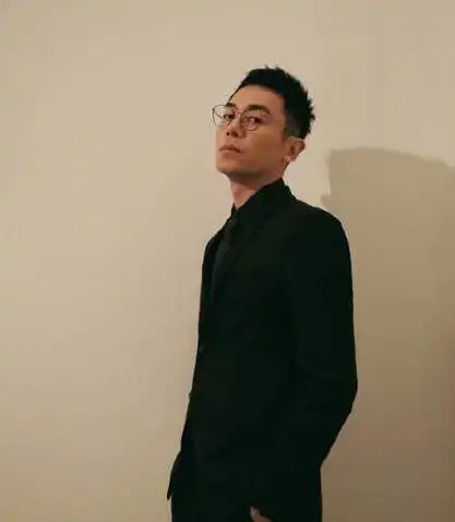 朱亚文换头像了 新剧都播好多天了就是不肯换原来有这原因