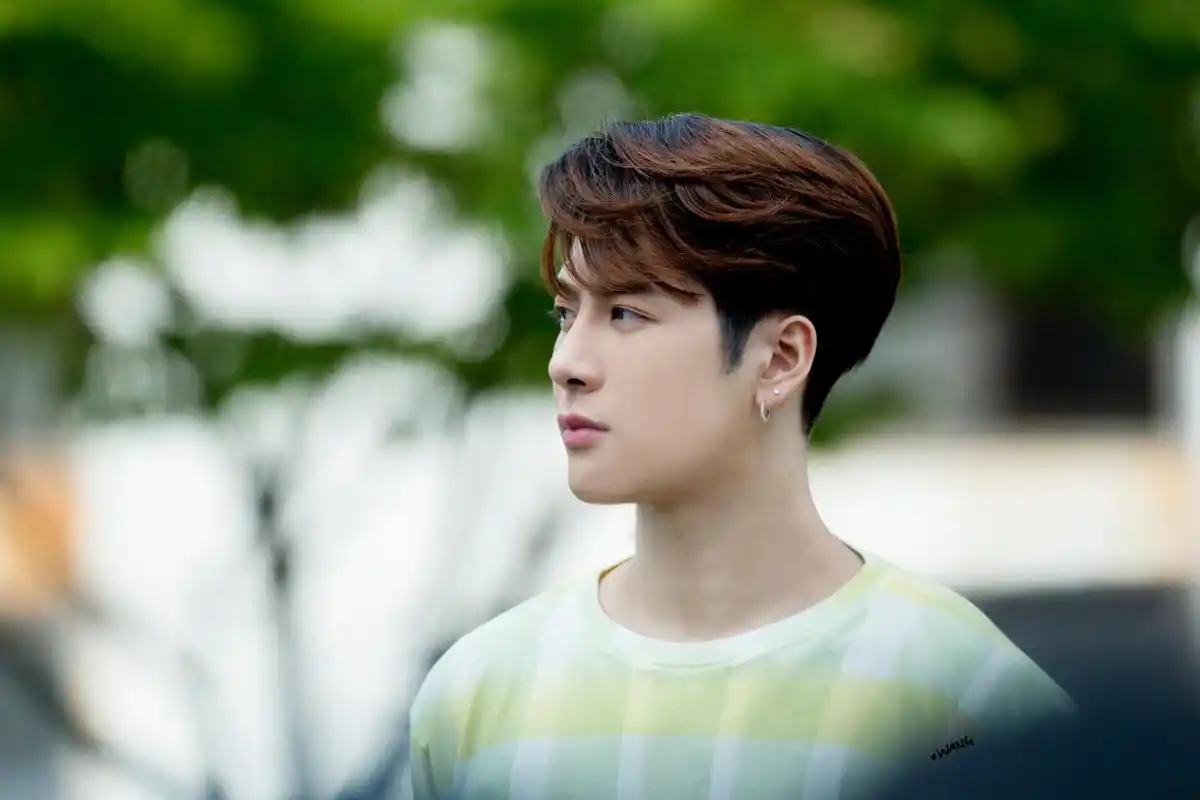 高清饭拍〓190601 mini fm 王嘉尔 高清饭拍9p, 心都融化了!