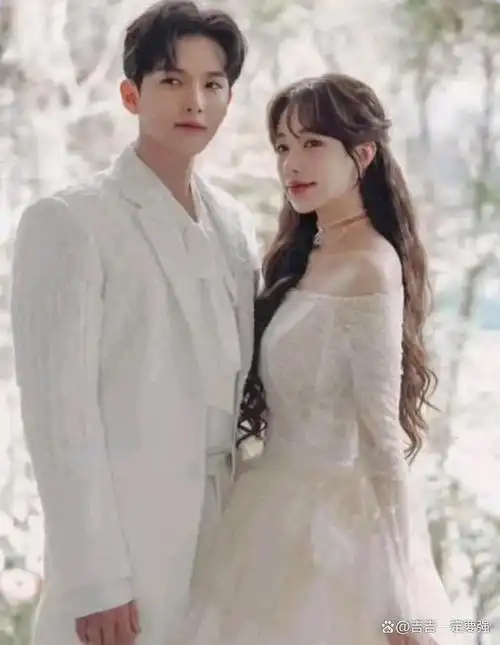 super junior厉旭婚礼上合体,13人合影,周觅,刘宪华,韩庚都在