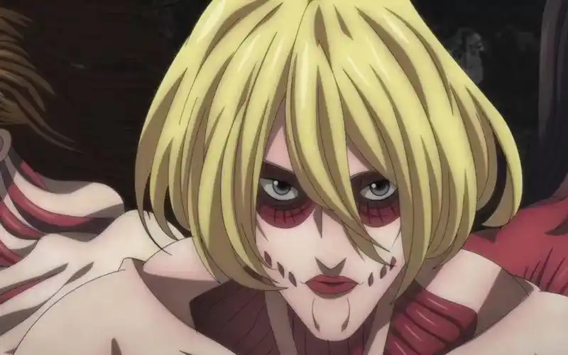 进击的巨人里面的阿尼·利昂纳德(巨人化后)的能力!