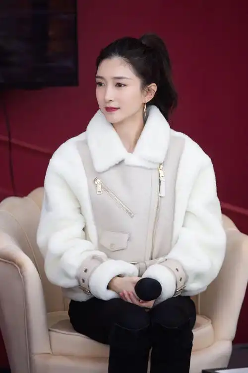 女装 短外套 卡莫兹(kamozi) 江疏影明星同款衣服白色皮毛机车夹克