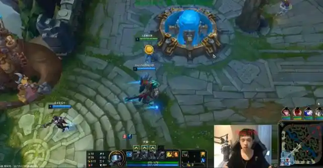 国服第一小鱼人停播,自嘲活的不如狗,斗鱼不发工资还要违约金