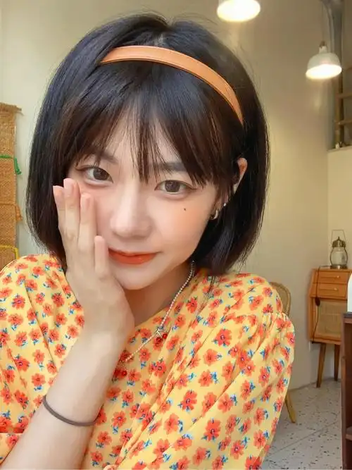 女生最显老的4款发型!求你千万别再留了!