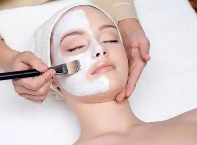 14怎么敷铜不了长细纹了怎么办可能是皮肤缺水了一起学学补水小技巧吧