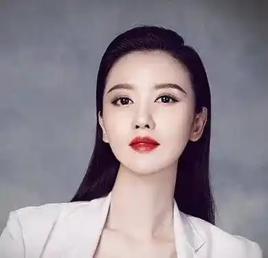 原创张萌才华横溢的影视女演员与制作人