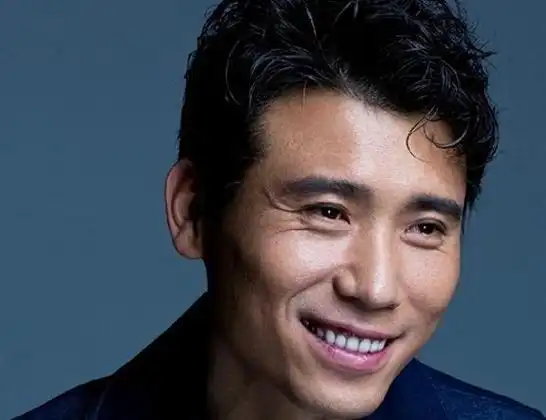 "黄金男配"李乃文,20年不温不火,与颜丙燕意难平,48岁终结婚