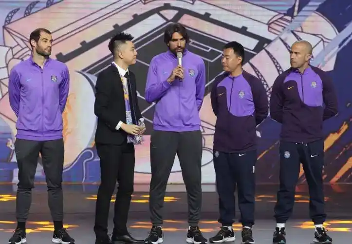 孔帕尼奥的勇气_马莱莱_外援_中锋