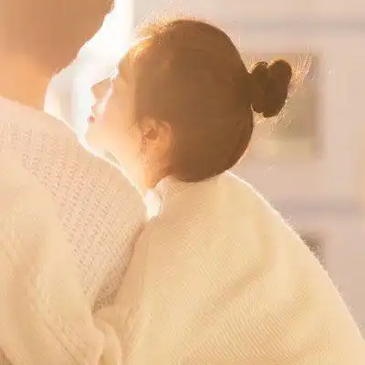 情头像情侣双人两张高清暖心陪伴感谢有你