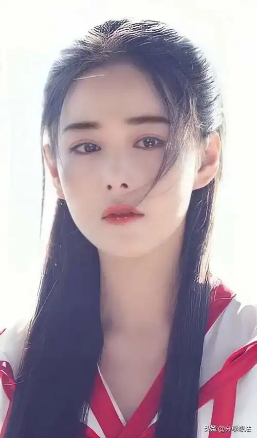 张馨予高清壁纸二