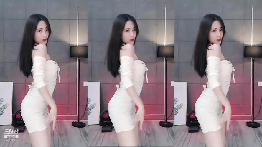 淼淼喵酱呀斗鱼性感舞蹈区美女主播丝袜美腿84直播录像