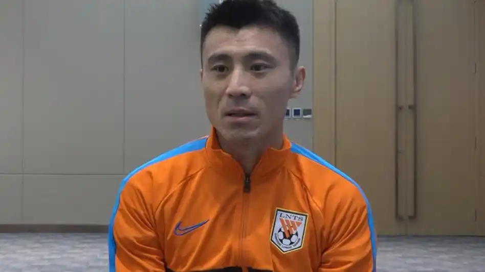 《对话郑铮:身体恢复带来好状态,做球员首先做好自己》  鲁能青训-鲁