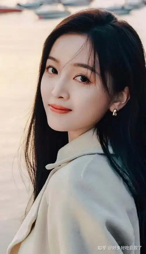 吴宣仪有哪些出圈神图? - 知乎