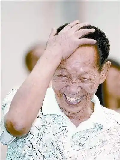 这个少年见证了中国人吃饱肚子的伟大历程