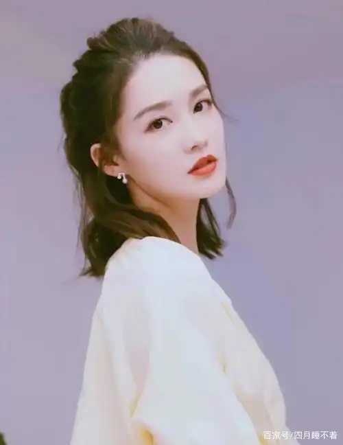 如何评价李沁的颜值?